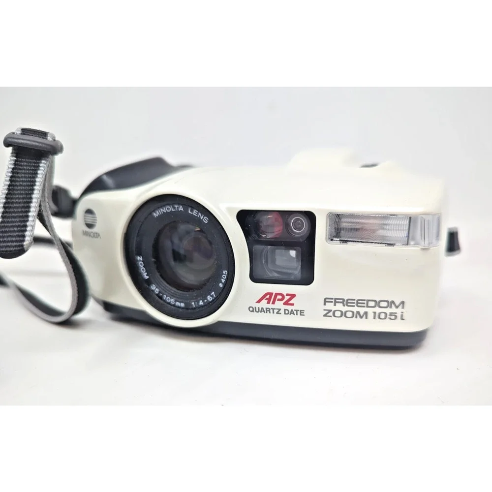 Rare White Minolta Freedom Zoom 105i APZ Quartz Date 35mm Film Camera